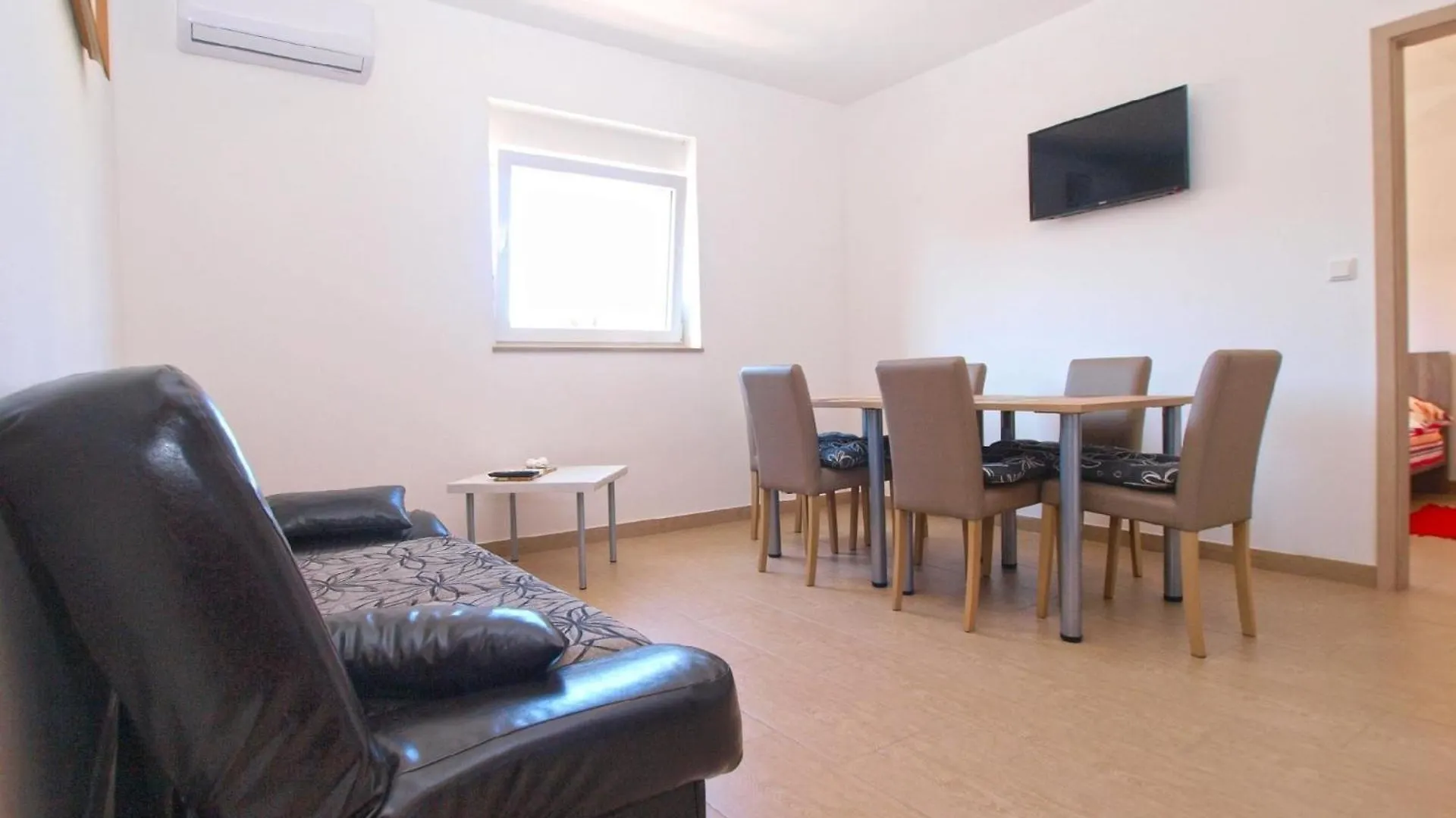 Ferienwohnung Fuer 5 Personen Ca 50 Qm In Liznjan, Istrien Suedkueste Von Istrien Апартаменты Лижнян